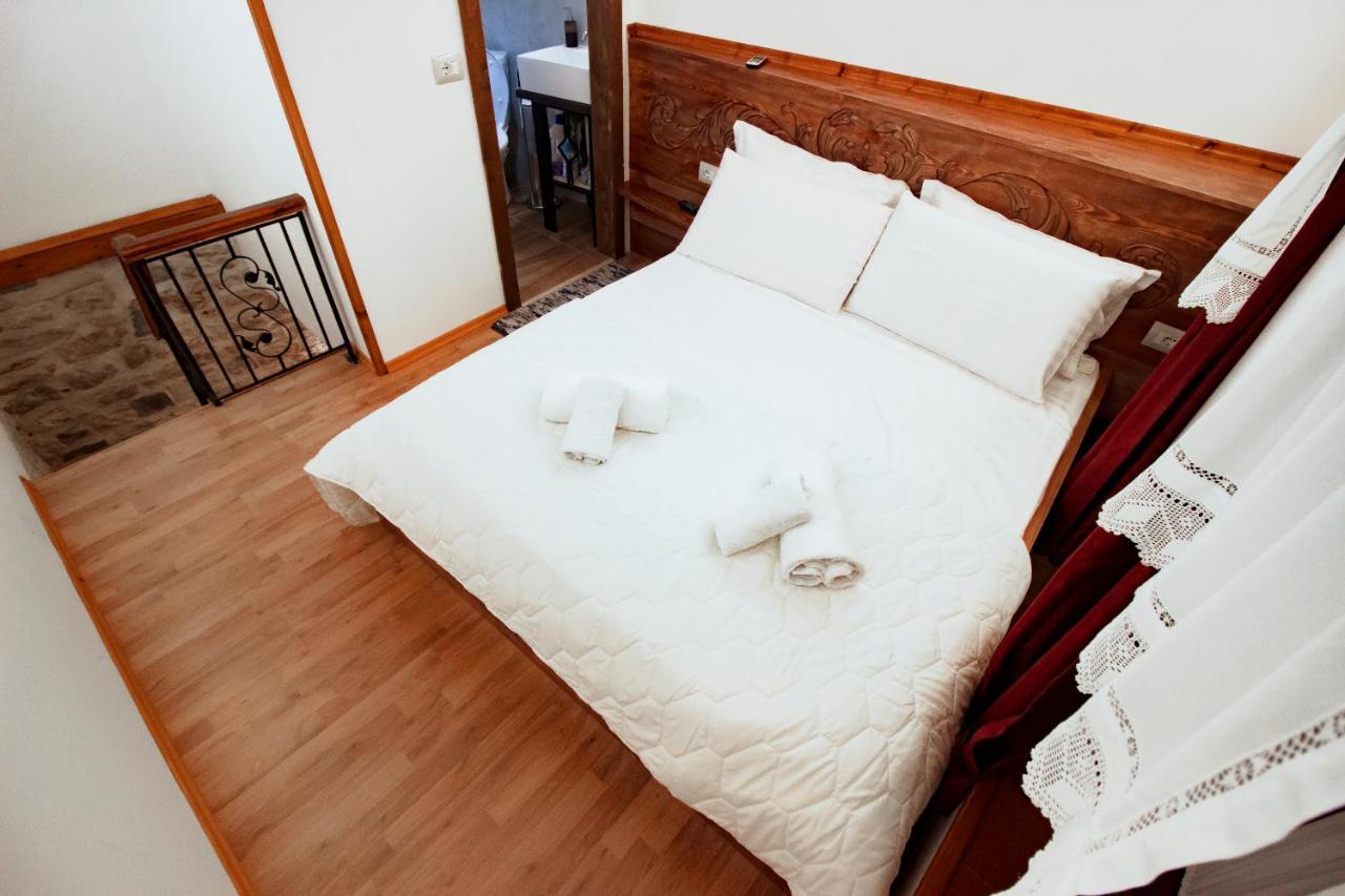 Duplex Apartment Viktoria ジロカストラ エクステリア 写真