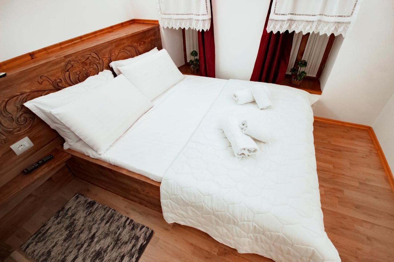 Duplex Apartment Viktoria ジロカストラ エクステリア 写真